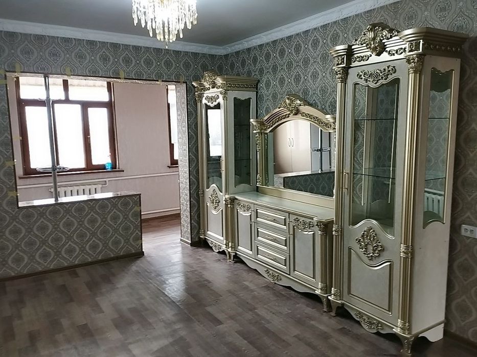 Сотилади центр 2 мавзе (Выкуп вариант бор)3 хонали Евроремонт янги 4эт