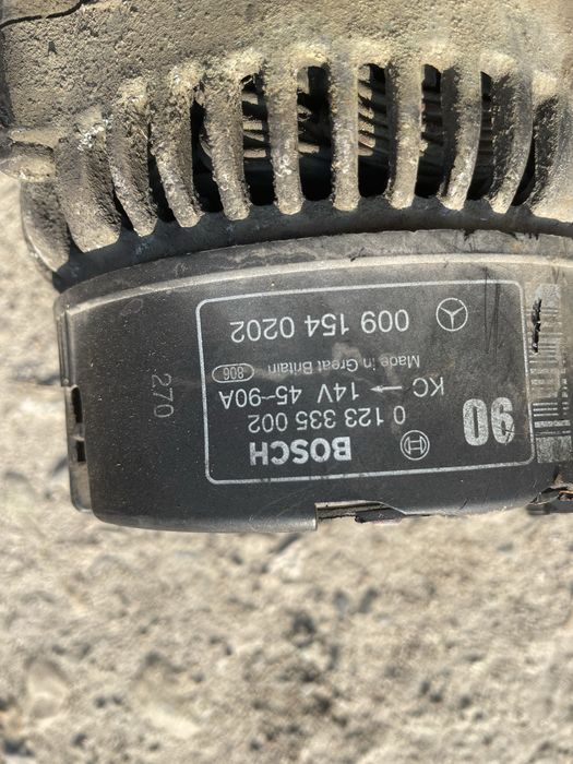 Генератор мерседес 124.