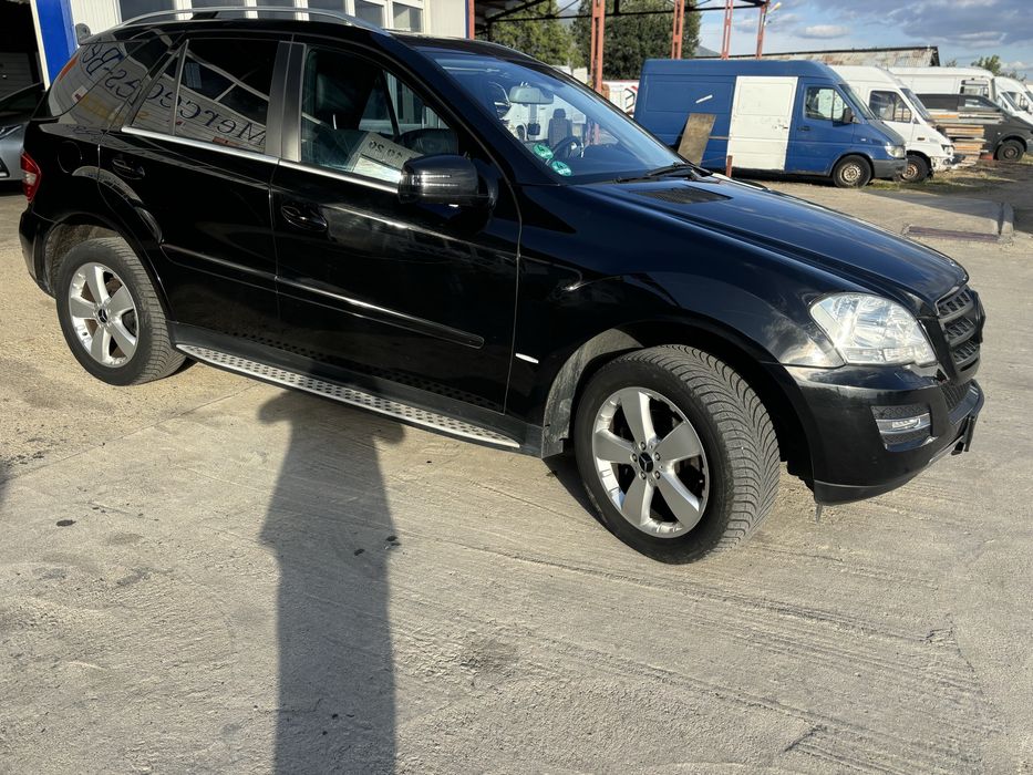 Mercedes ML W164 350 D  FACE 2011 на ЧАСТИ