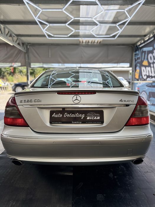 Mercedes-Benz E 320 CDI 4MATIC Avantgarde AirMatic