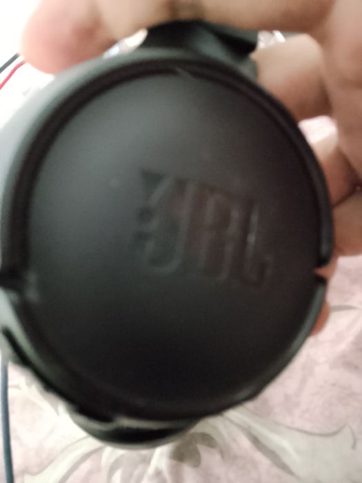 Продам наушники JBL чёрные
