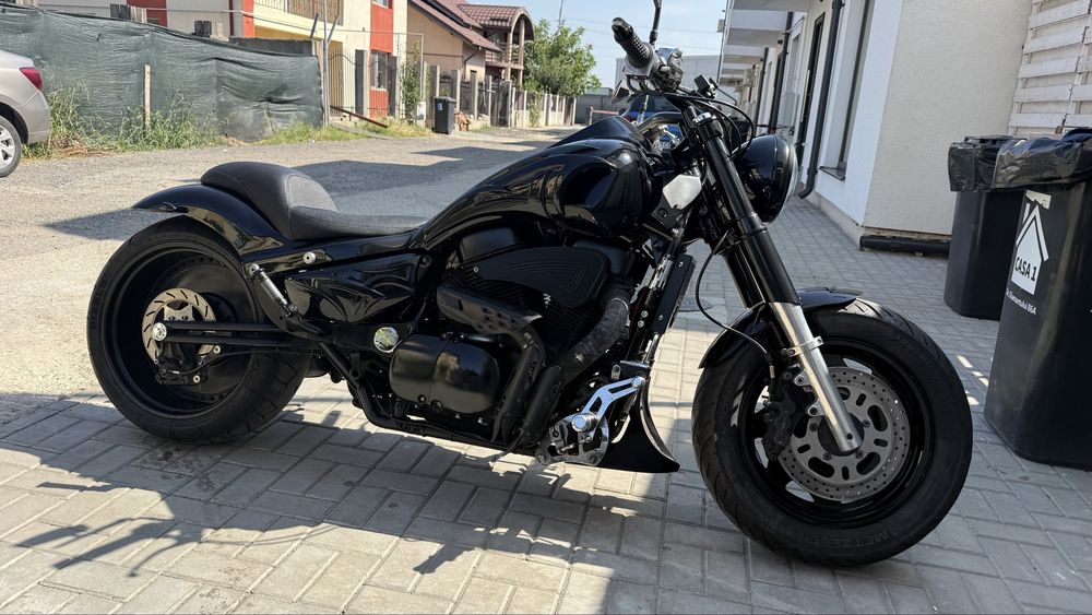 SUZUKI VL1500 Intruder Custom