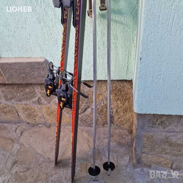 Скиорски обувки  ски и щеки