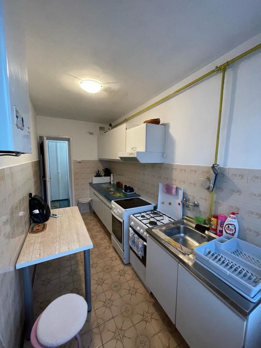 Inchiriez apartement zona centrala