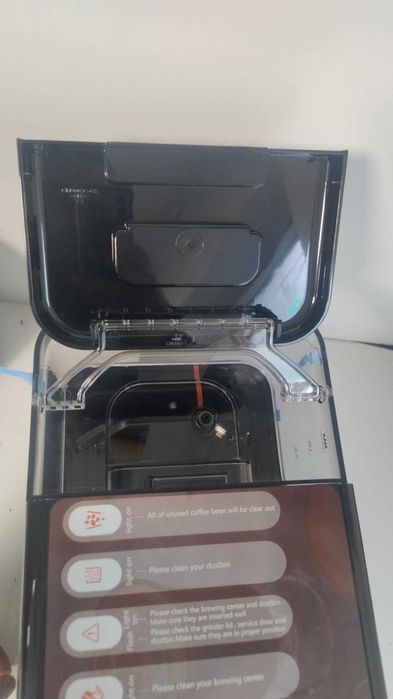 Нова Кафемашина-Автомат Heinner 1350W 20 бара Еxpresso Americano