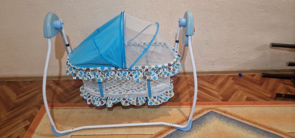 Манежка детская кроватка