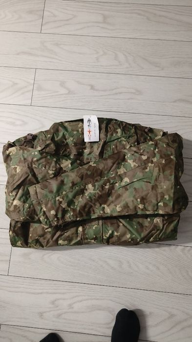Scurta combat cu gluga