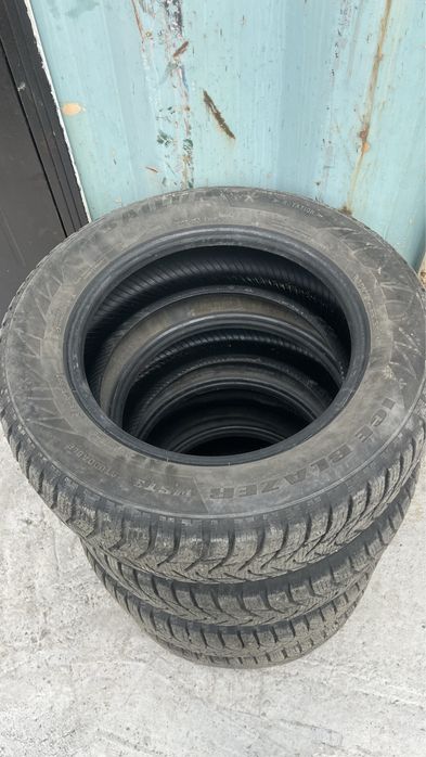 Продам зимний резину р 16