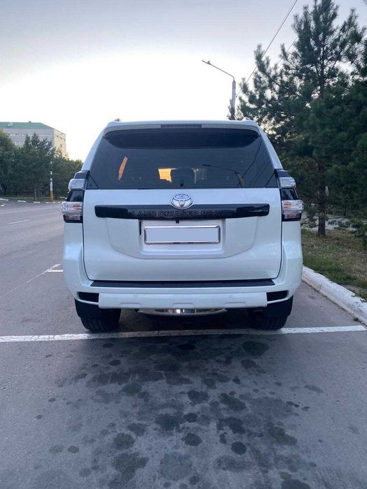 Toyota Land Cruiser Prado 2014 г.