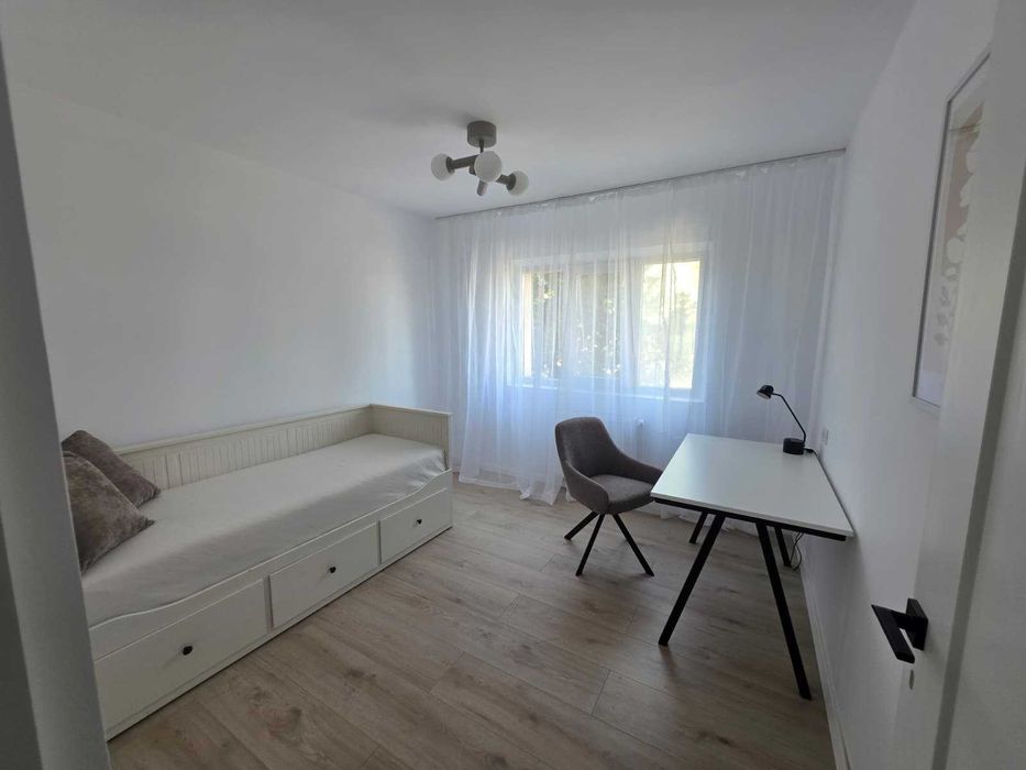 Apartament de inchiriat, 3 camere, zona Iulius Mall