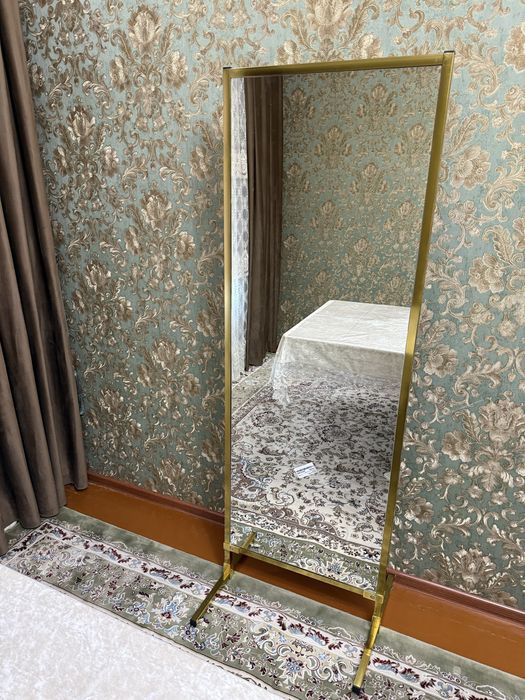 Зеркало oyna ойна напольные зеркало золотистой оправой очень солидные