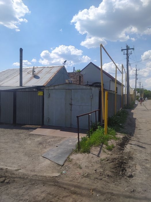 Продам дом рядом с дорогой