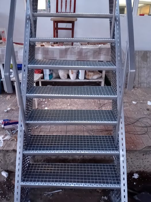 Scara metalica zincata 4mm