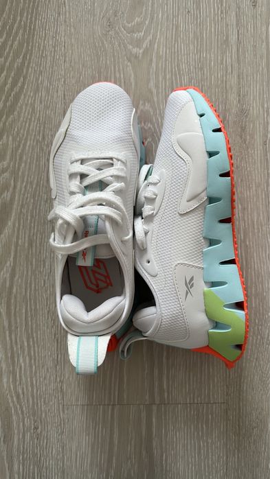 Кроссовки женские reebok