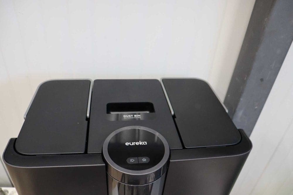 Самоизпразваща робот прахосмукачка Eureka J20 ULTRA,8000Pa,моп, сушене