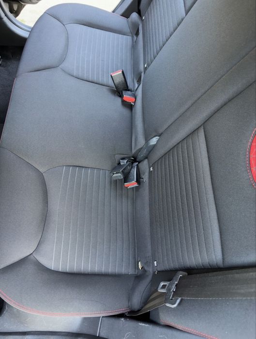 Curatare si Igienizare, Canapele si tapiterie auto