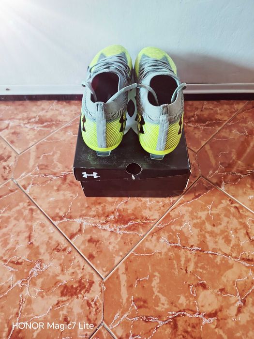 Футболни обувки/бутонки Under Armour - нови ОРИГИНАЛНИ № 40