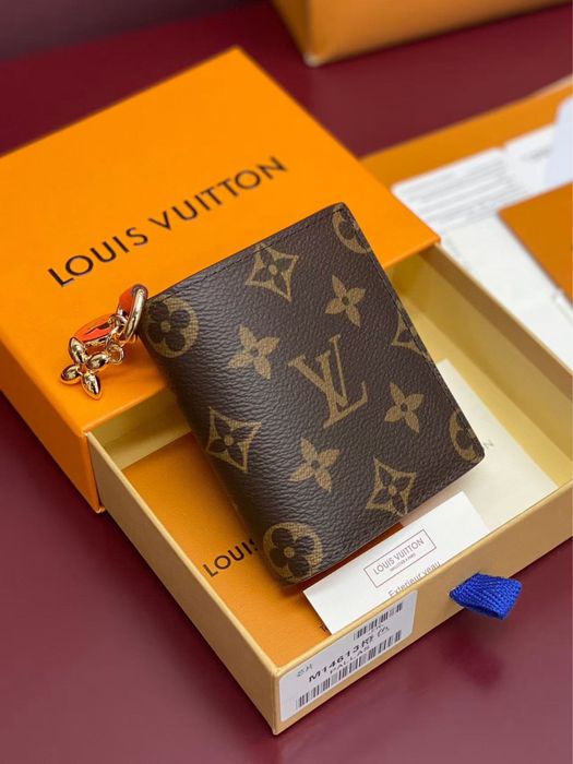 Пормоне Louis vuitton