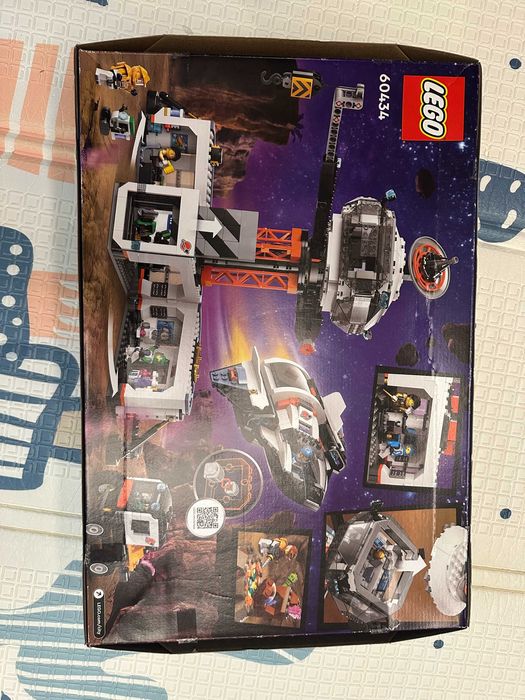 LEGO City 60434 Bază spațială - Asamblat o singură dată, complet.