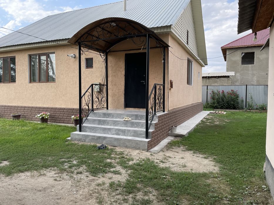 Продаем дом всвязи переездом зг