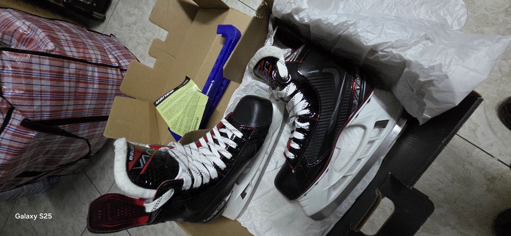 Коньки хоккейные BAUER VAPOR X 2,7
