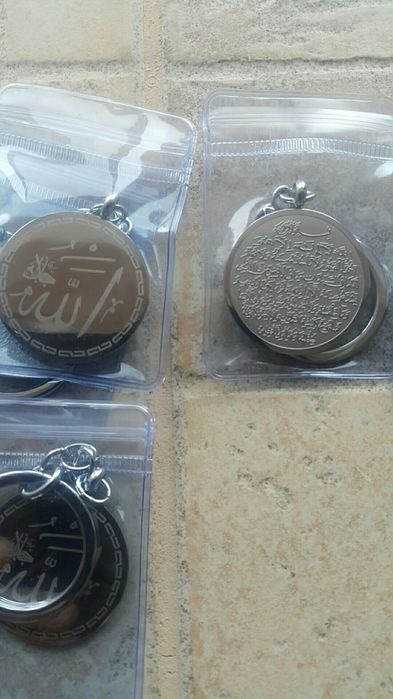 Ключодържатели и синджирчета различни модели