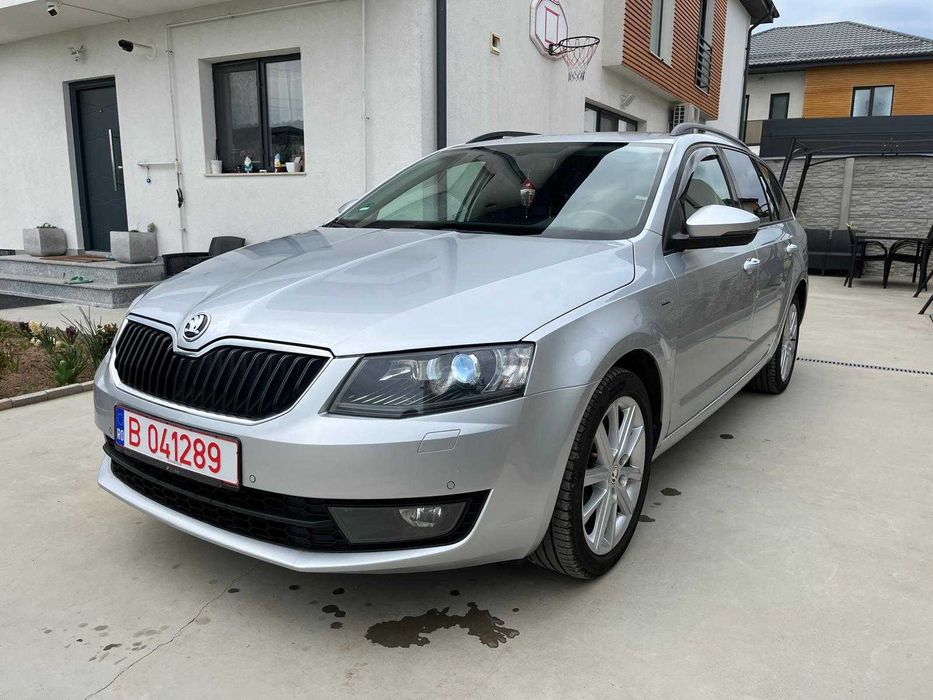SKODA Octavia 2017 — imagine 3