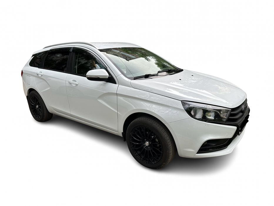 В продаже Lada Vesta