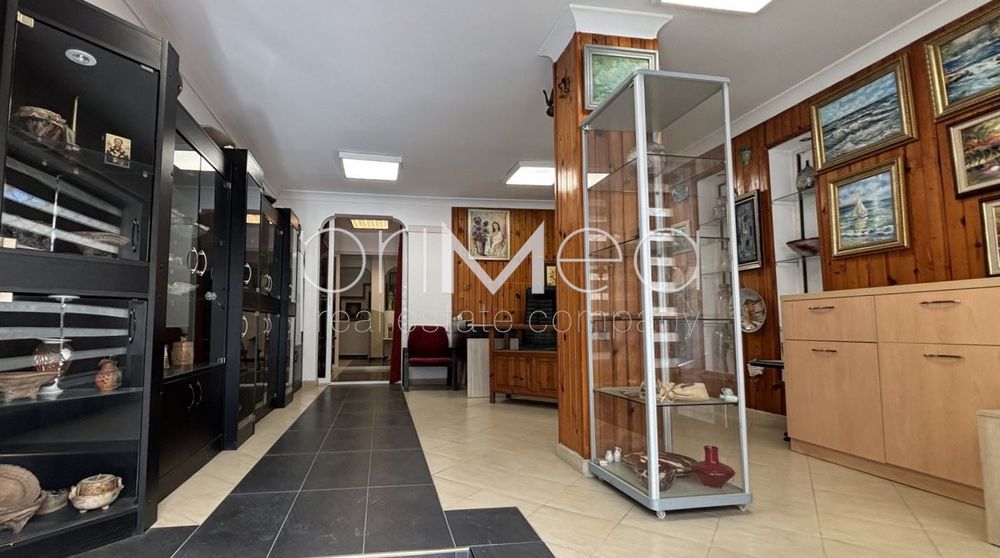 Офис в Бургас-Център площ 111 цена 159000