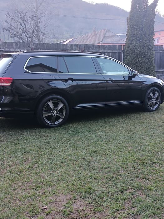 Vând s-au schimb.Set jante aliaj cu anvelope de vară 5x112  R17.