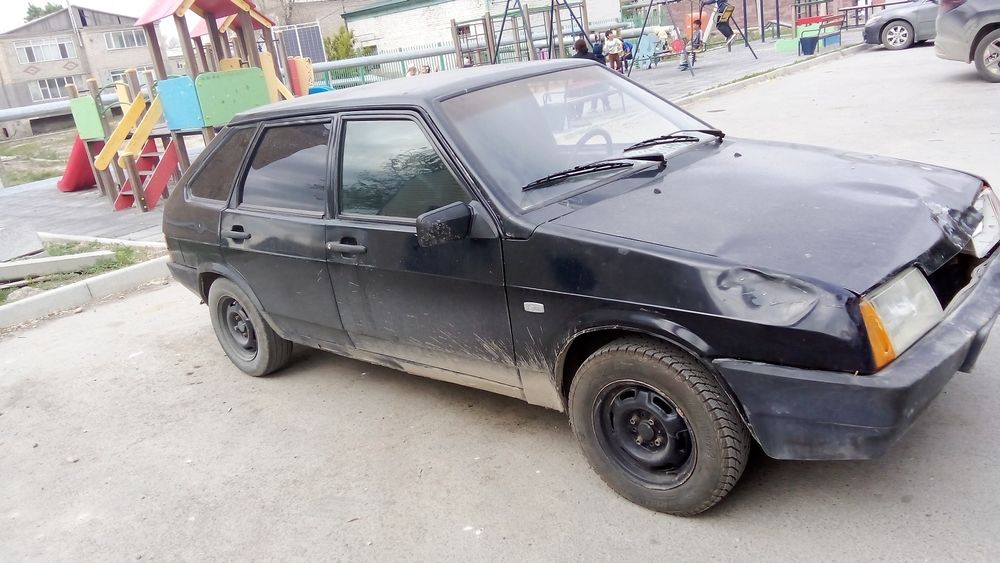 Ваз 2109. Вастап напишите обмен есть айфон 14 или 15 про макс