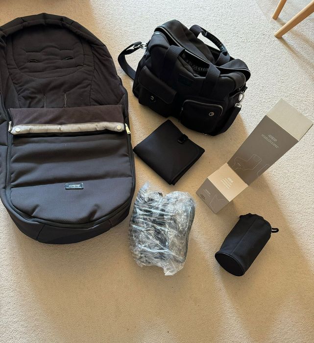 Бебешка количка Mamas & Papas Ocarro комплект