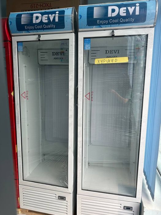 Акция !!! Продаются витриные холодильники.