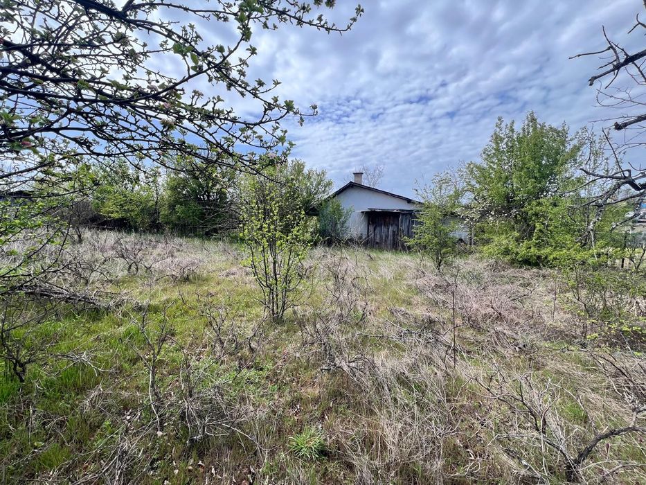 Продава се Парцел в Казанлък - 1300 кв.м за 20 €/кв.м - Снимка #1