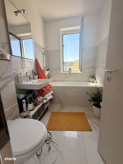 Apartament cu 3 camere si loc de parcare in CF - Dumbravita