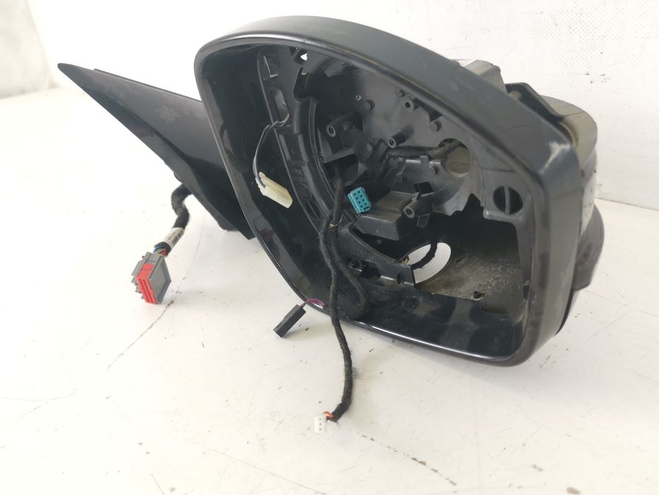 Ягуар Е-Пейс / Jaguar E-Pace Оригинално огледало в добро състояние