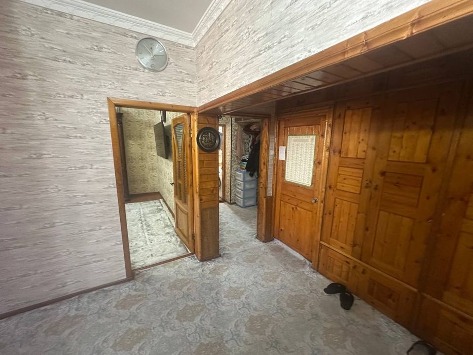 Продается квартира своя Юнусабад 5 квартал 4 комнат