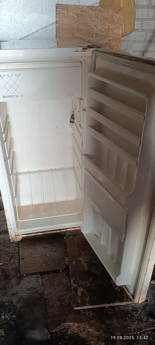 Продам холодильник б/у
