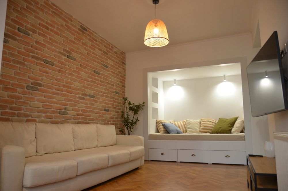 Apartament + Garaj pentru inchiriere, Ultracentral Oradea