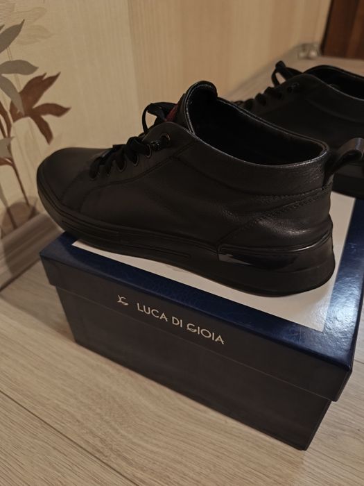 Ghete bărbați piele