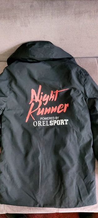 Продам демисезонную куртку