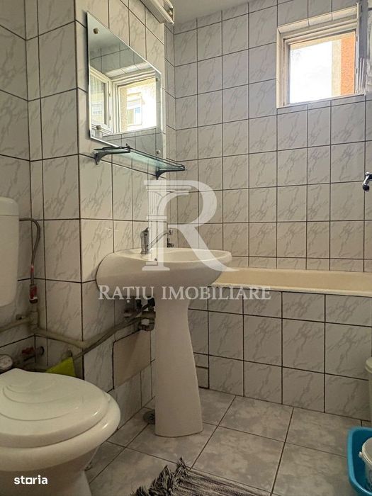 Apartament cu 3 camere | Etaj 1 | Bulevardul Dacia | Oradea