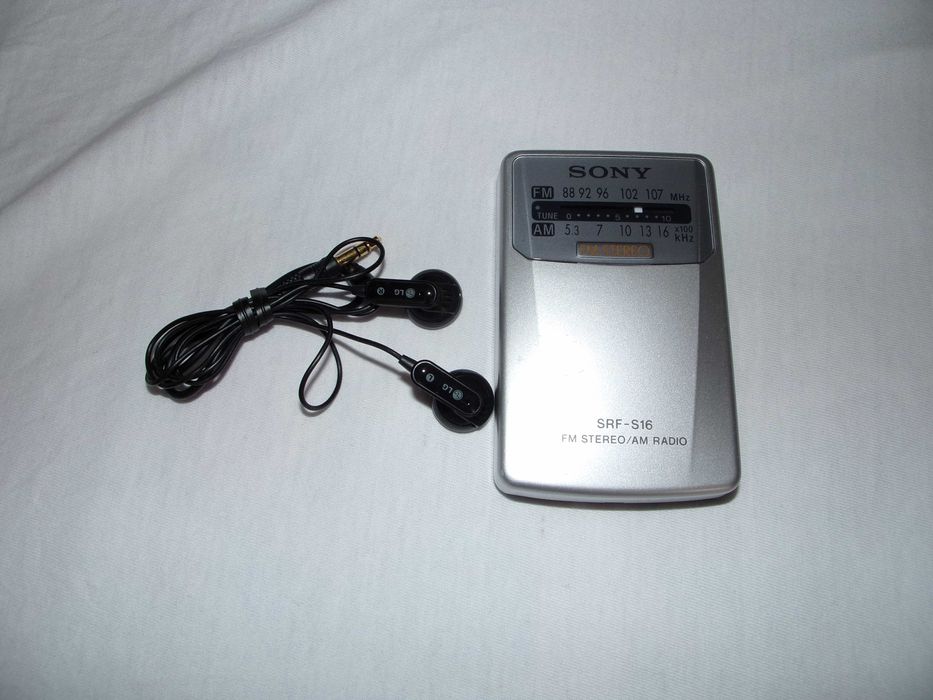Radio Sony SRF-S16 cu casti