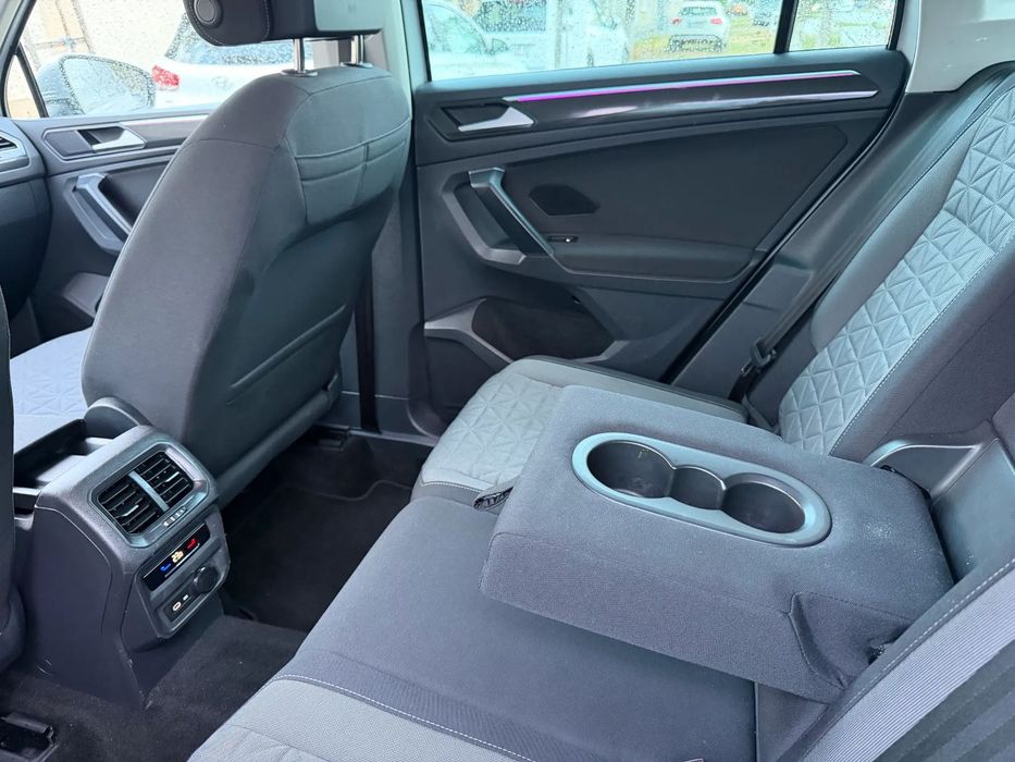 Volkswagen Tiguan Automat, Distronic, Led matrix, Incal volan scaune.