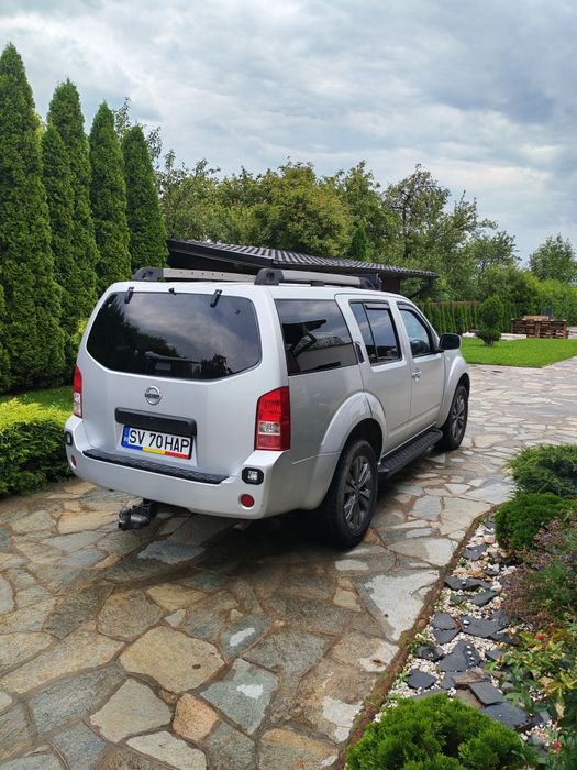 Vand nisan volan dreapta recent  reco opndiționat in stare foarte bună