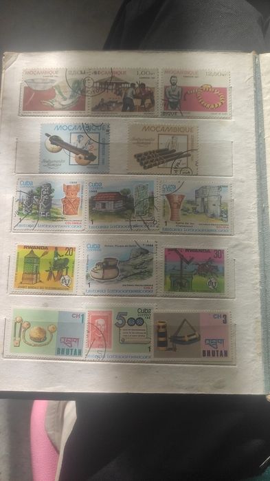 Vând timbre de colecție