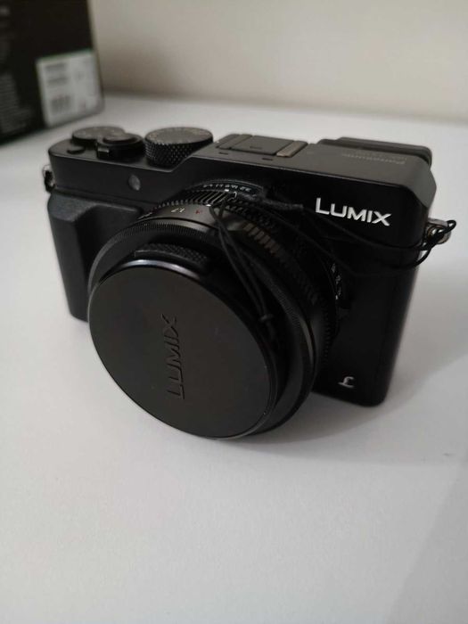 Фотоапарат Panasonic Lumix DMC-LX100 + пълен комплект