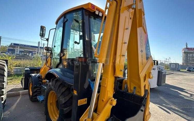 Экскаватор погрузчик LiuGong CLG777A