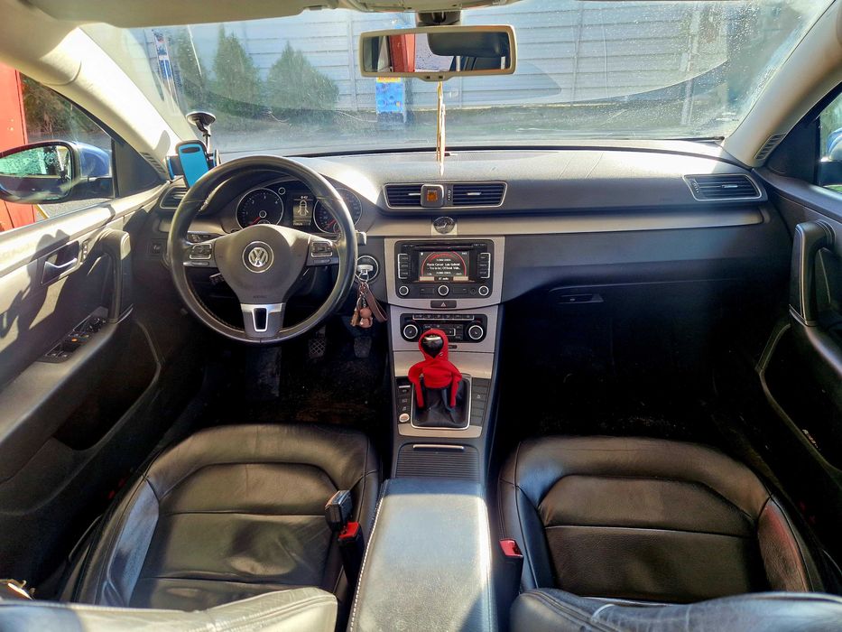 VW Passat B7 2012