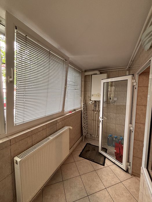 De închiriat: Ideal Spațiu Birouri / Sediu Firmă  – 3 Camere, 78 mp | Târgoviște, Micro 11 (Zona Cantacuzino)